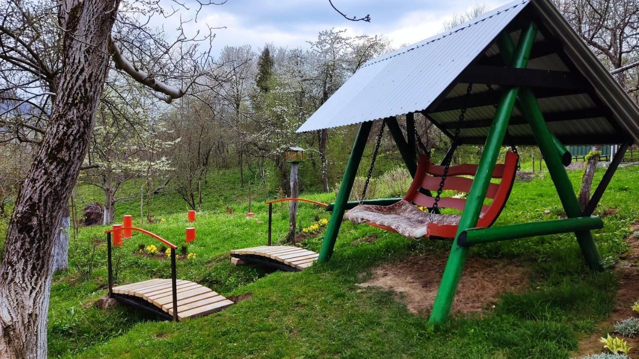 Bat'Kivska Hata Stari Kuty Exterior foto